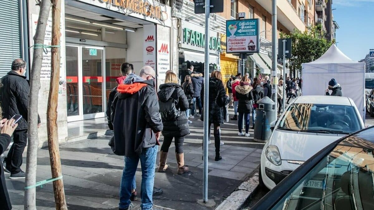 Covid, stiamo davvero passando a una fase endemica e fino a quando durerà? 15