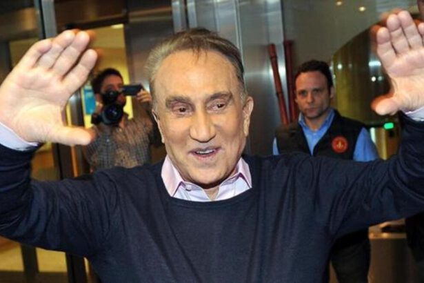 Emilio Fede arrestato: "Come i peggiori delinquenti" 10