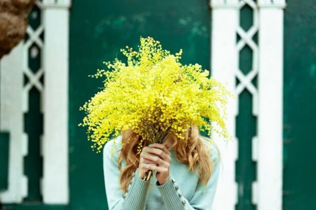 Come vestirsi per la festa della donna 2023: look imperdibili per tutte le occasioni 6