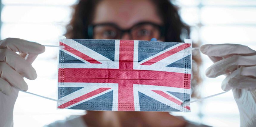 Boris Johnson annuncia la fine delle restrizioni in Inghilterra e spacca in due il paese 1