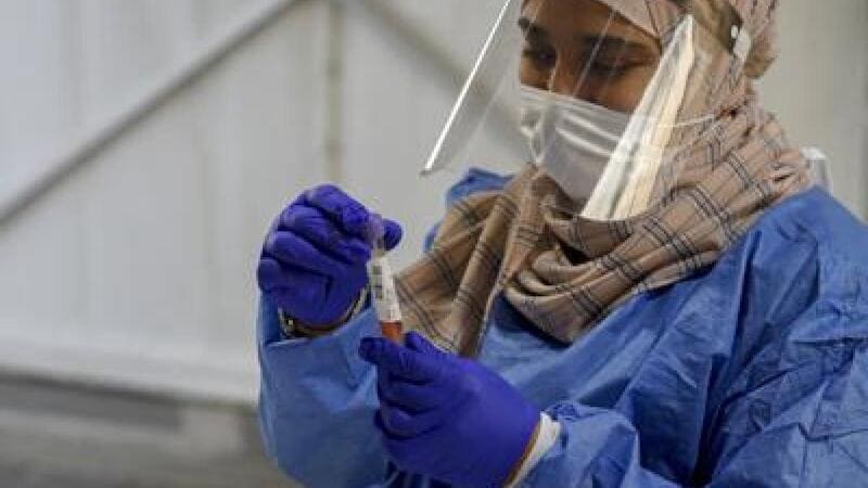 Israele registra il primo caso di Flurona: cos'è e quanto è grave 3 flurona_