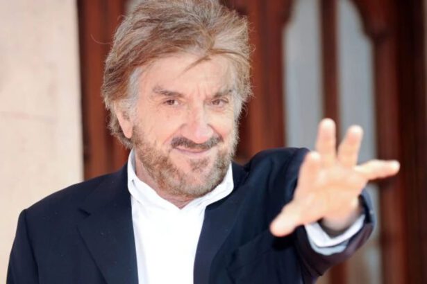 Oggi l'addio a Gigi Proietti, lutto cittadino e diretta tv per salutare il grande attore romano 15