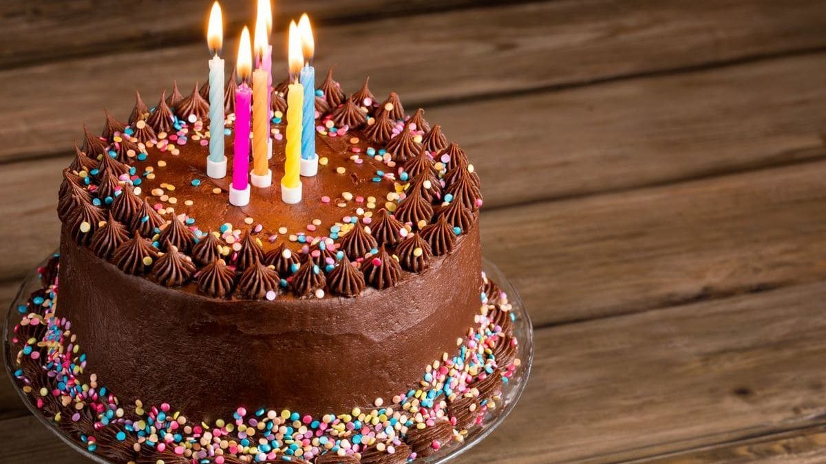 Qual è il significato della parola genetliaco e in quali circostanze viene usato? 21