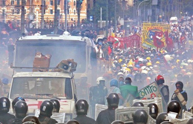 "Avevamo ragione noi": cosa ci insegna Genova dopo 20 anni 18