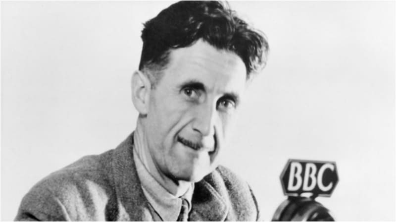 71 anni dalla morte dello scrittore visionario George Orwell, via libera alle pubblicazioni 3 George Orwell, scrittore, ma anche giornalista, reporter, saggista, attivista e critico letterario britannico.