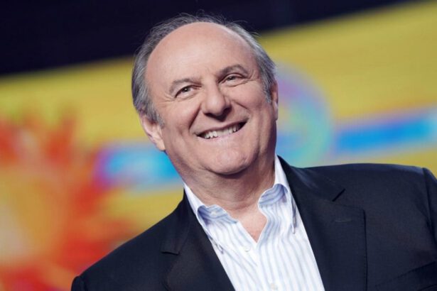 Gerry Scotti è uscito dalla terapia intensiva: “Sta migliorando, ora è in reparto” 15