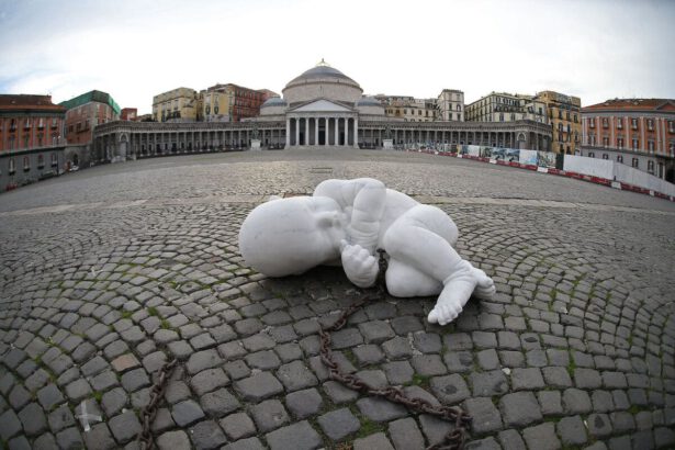 "Città sospese", la nostra Italia tra il sogno e l'incubo della desolazione causata dalla pandemia 47