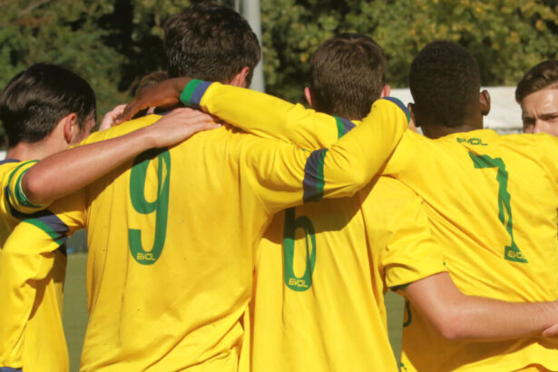 Palermo, fiziere 54enne abusa di 7 bambini: allenava squadra di calcio di un centro delle Fiamme Gialle 9