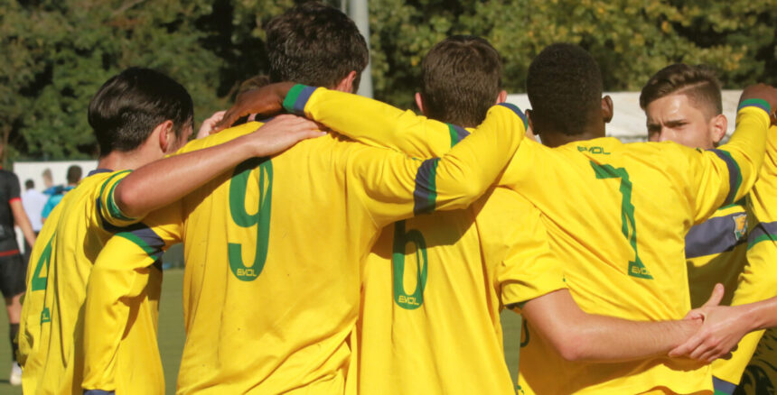 Palermo, fiziere 54enne abusa di 7 bambini: allenava squadra di calcio di un centro delle Fiamme Gialle 1