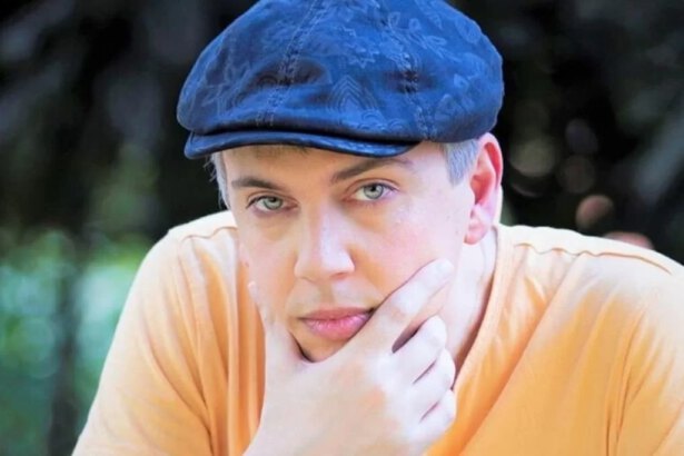 Giacomo Celentano, figlio d'arte e sposo devoto 10