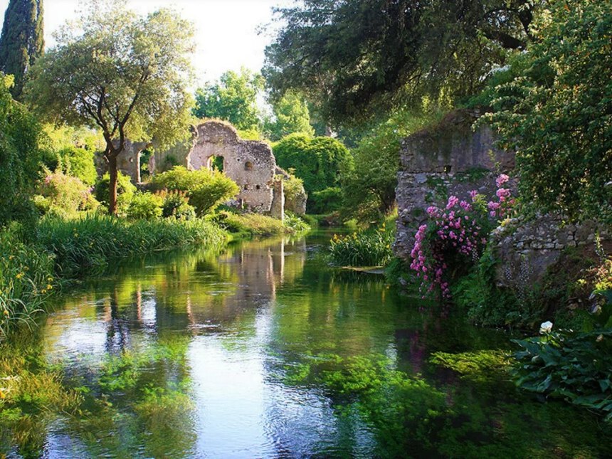 Giardini di Ninfa: il parco più romantico del mondo si trova in Italia 1