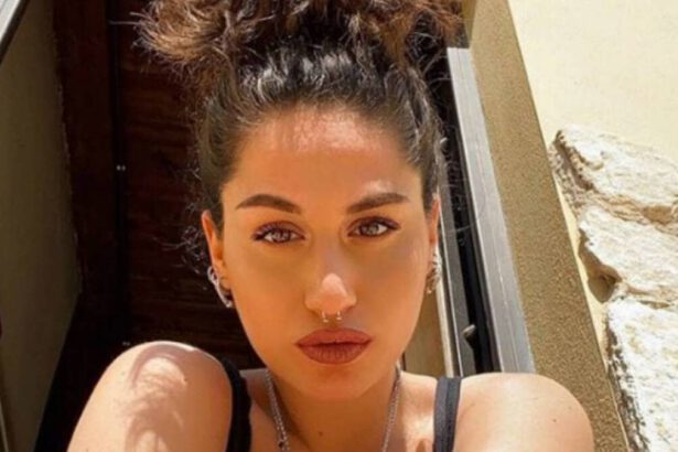 Chi è Giulia Molino, cantante ed ex allieva di Amici 5