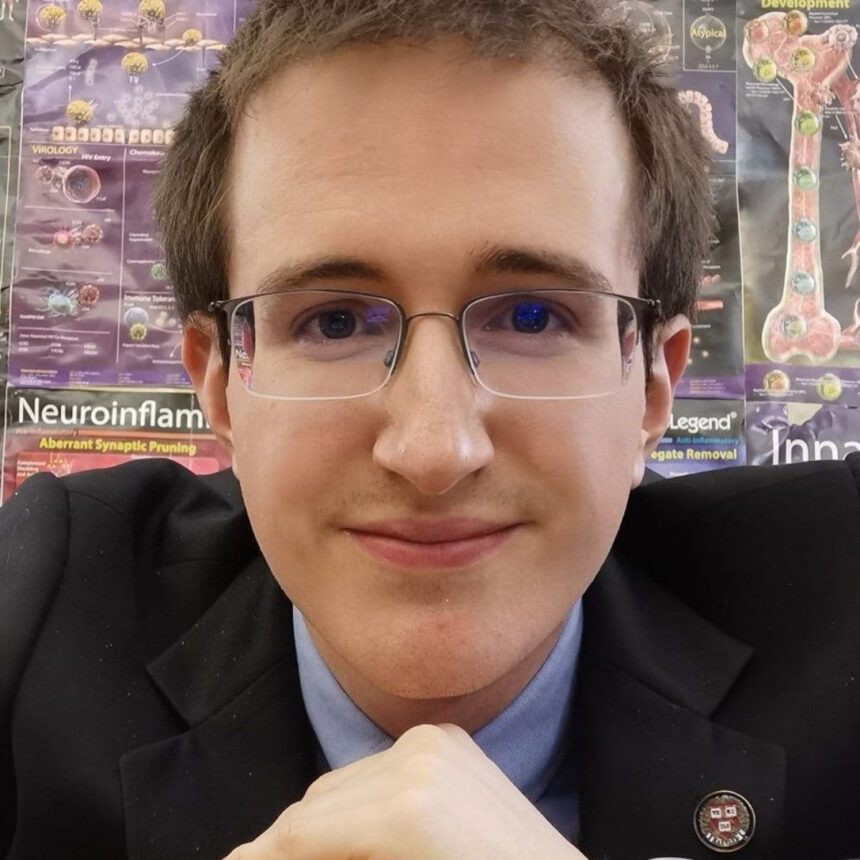 Giulio Deangeli, lo studente dei record: “Sogno la cura per le malattie neurodegenerative” 2 Giulio Deangeli, lo studente dei record: “Sogno la cura per le malattie neurodegenerative” 1