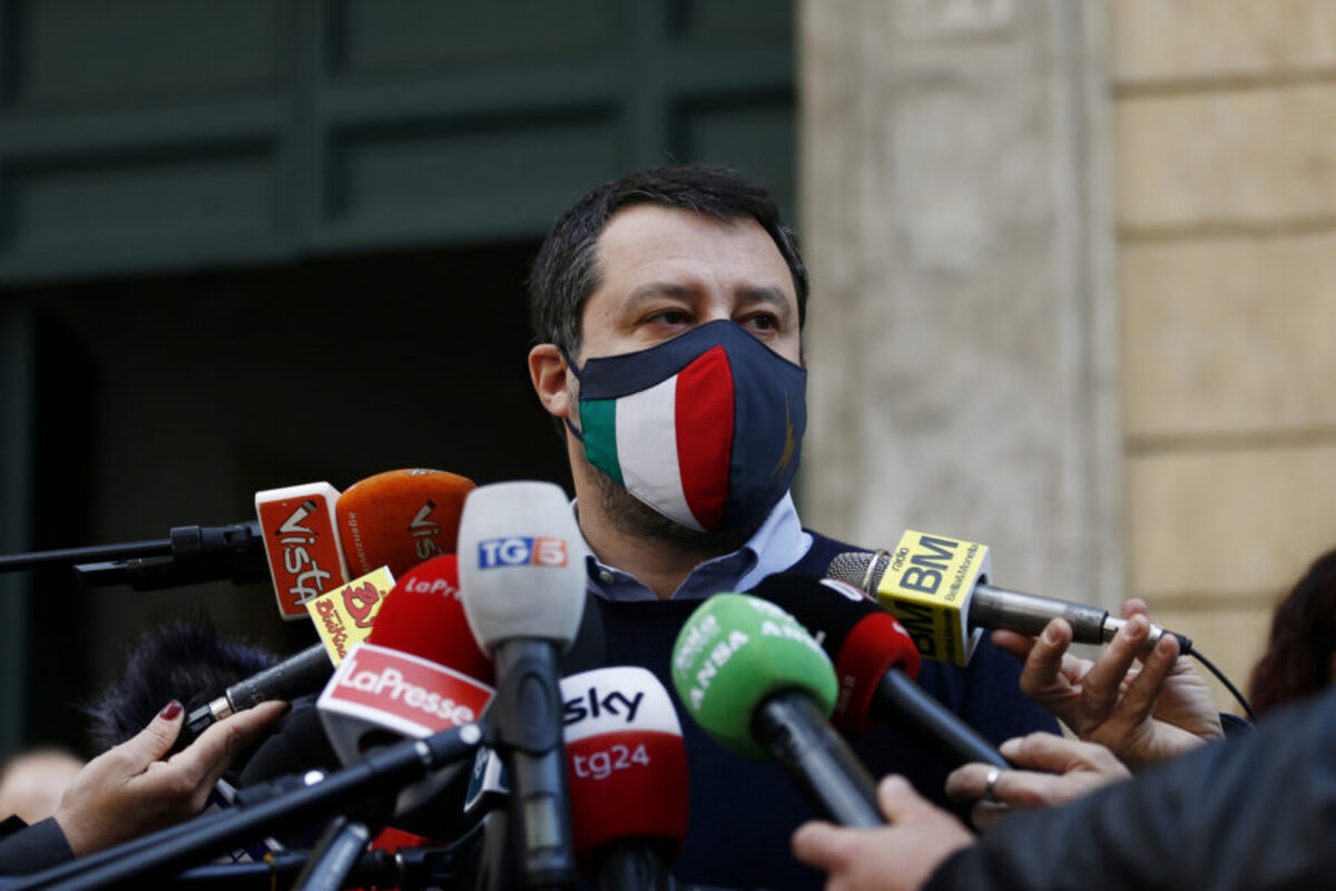Caso Gregoretti, il giudice assolve Salvini: "Il fatto non sussiste". Ecco cosa rischia ancora il leader leghista 19