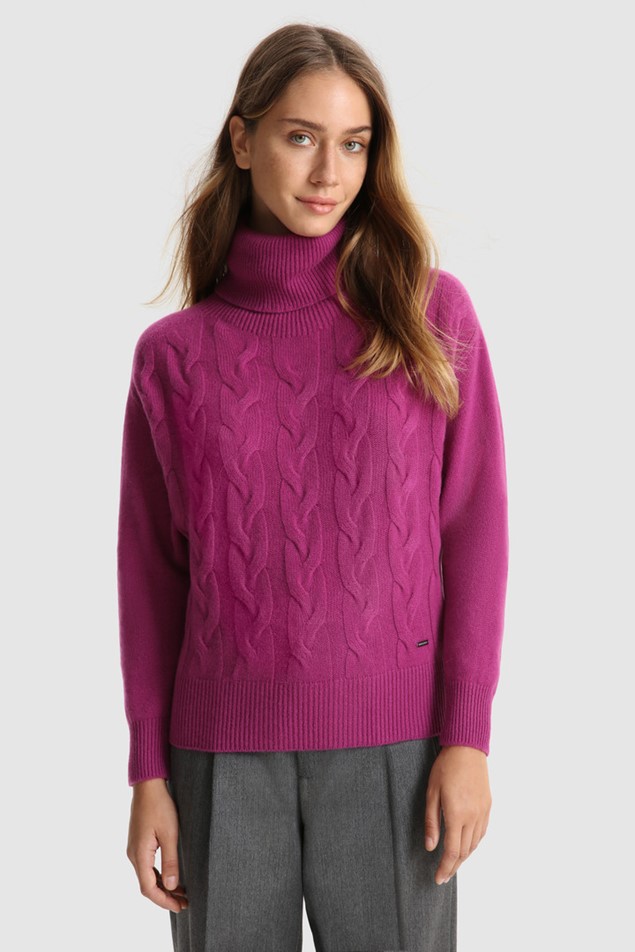 Maglie cashmere a collo alto: a chi stanno bene e le selezioni migliori 6