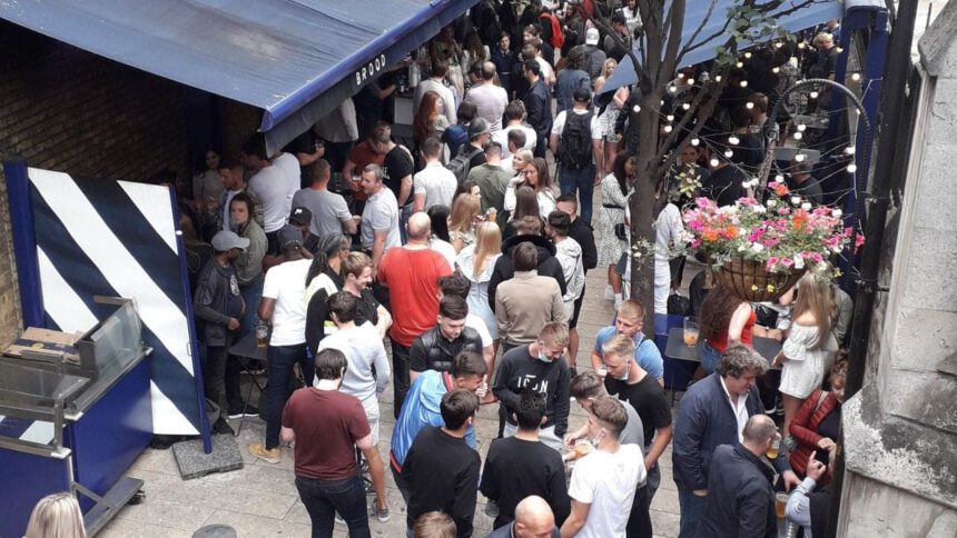 Il Regno Unito raggiunge l'immunità di gregge: quando toccherà all'Italia? 1