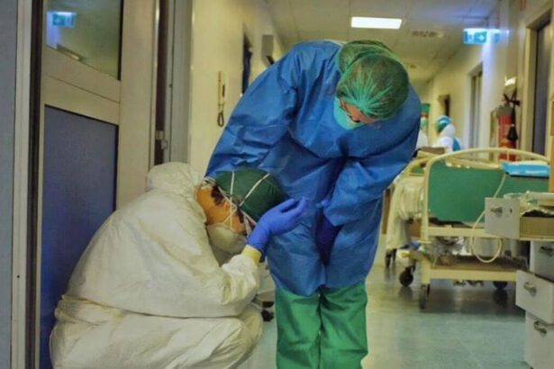 Bologna, infermiere multato dopo 11 ore di turno perché non in grado di guidare 15