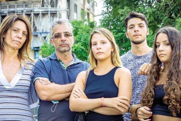 Incendio Milano: chi sono davvero gli inquilini di Torre dei Moro: "Casa comprata con sacrifici" 13