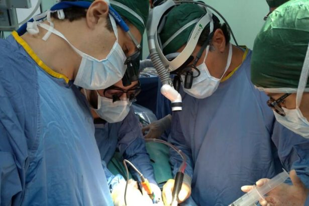 Milano, al Galeazzi intervento record su colonna vertebrale e anca: è il primo al mondo 6