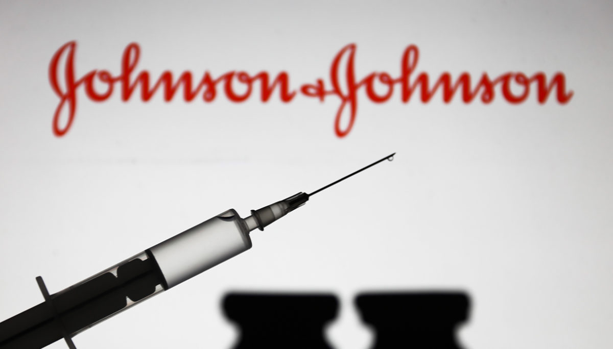 Vaccino Johnson & Johnson in fase 3: perché l'Europa è preoccupata? 17