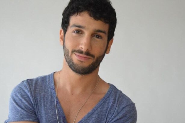 Chi è Jonas Berami, ex tronista e attore de Il Segreto 11
