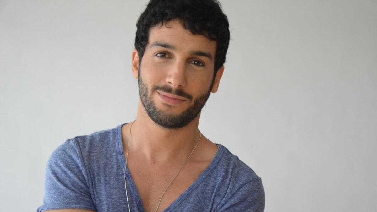 Chi è Jonas Berami, ex tronista e attore de Il Segreto 19