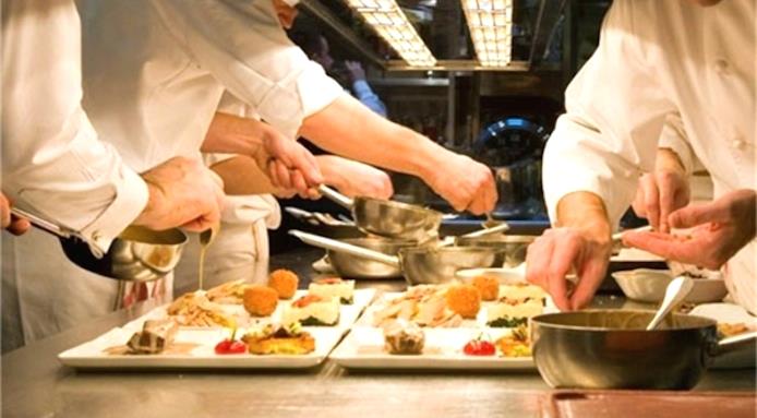 “Fare da mangiare significa prendersi cura”, il menu su misura salva il tuo ristorante 17