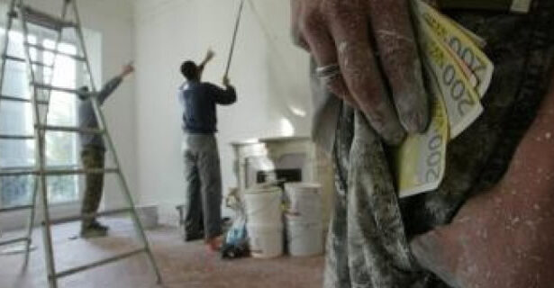 3,7 milioni di italiani lavorano in nero, quando il reddito di emergenza? 8