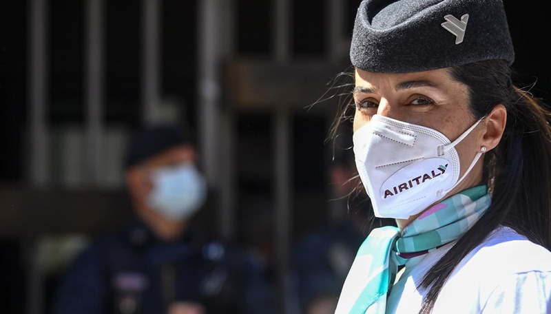 Crack Air Italy, in arrivo i primi licenziamenti: lettere per 1322 dipendenti 3 I dipendenti di Air Italy licenziati a due anni dalla sospensione della compagnia aerea