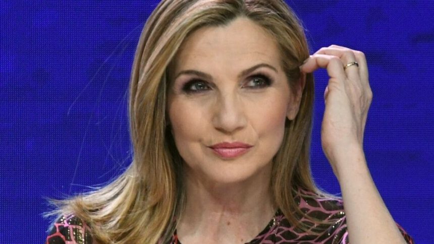 Lorella Cuccarini e il tumore: “Ne sono uscita e l'alimentazione mi ha aiutato a rimettermi in sesto” 1