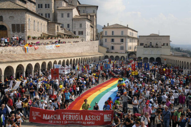 La Marcia Perugia Assisi 2021 è dedicata a Gino Strada 13