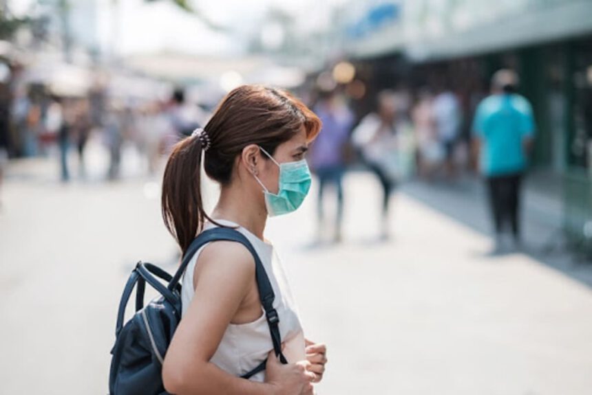 Arriva il caldo, mascherina sì o no? Parola agli esperti 1