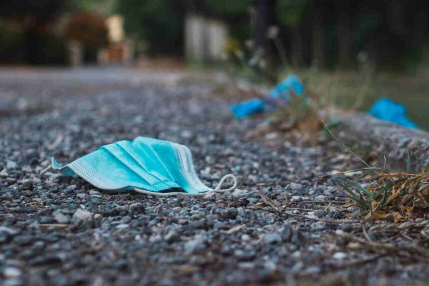 Plastica monouso ai tempi del Covid: 70mila tonnellate annue in più solo in Italia 2 Plastica monouso ai tempi del Covid: 70mila tonnellate annue in più solo in Italia 1