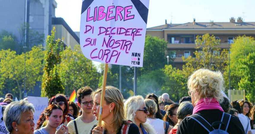 Matera non garantisce il diritto all'aborto: i medici rimasti in città sono tutti obiettori 1