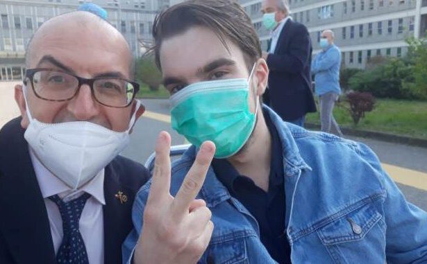 Mattia è stato dimesso: "Ringrazio tutta l'Italia che ha fatto il tifo per me" 19