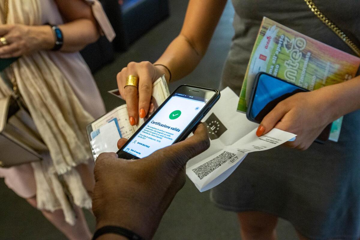Maxi Green Pass per 23 milioni di lavoratori: addio stipendio e multe fino a 1.500 euro per chi non ce l'ha 15