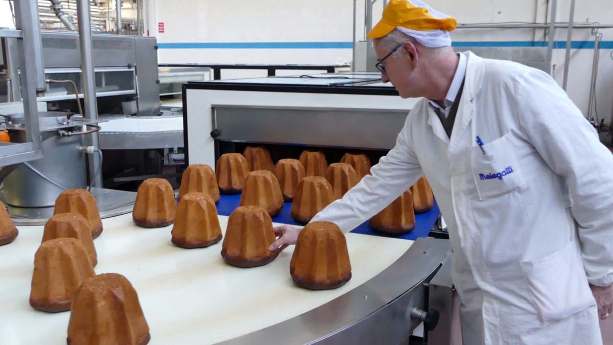 Il miracolo di Natale: Melegatti riporta in tavola il pandoro e fa felici i lavoratori 3