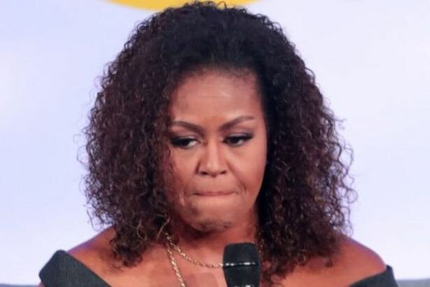 Michelle Obama: "Soffro di depressione, cerco di combatterla" 23