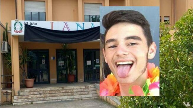 Mirko, ucciso dall'ex compagno della madre: un ragazzo buono e dal grande senso di giustizia, le parole dell'insegte