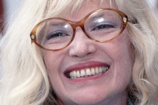 Monica Vitti compie 89 anni, auguri alla voce profonda della commedia all'italiana 55