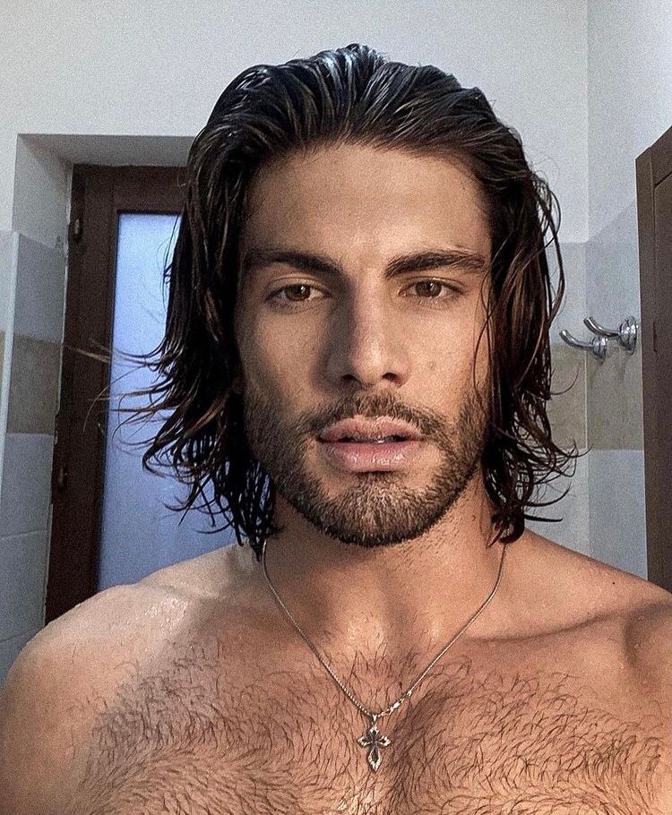 I selfie delle star: ecco i 7 più hot del 2021 14