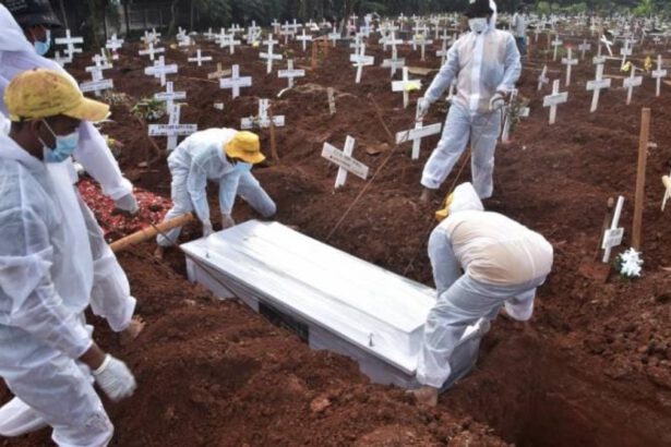 Le morti di Covid nel mondo hanno superato i 5 milioni 13