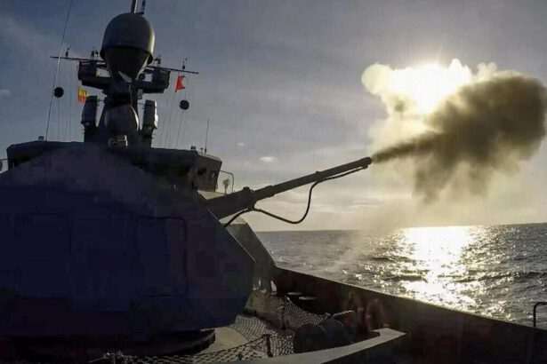 Forze ucraine colpiscono nave a Odessa: perché la città è così importante per i russi 86