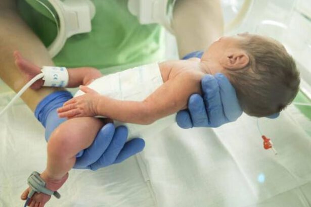 Neonato, con raro tumore al cuore, operato durante il parto. La madre: “Il più bel regalo di Natale” 9