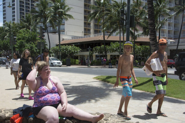 L'obesità agli occhi degli altri: l'esperimento della fotografa Haley Morris-Cafiero 7