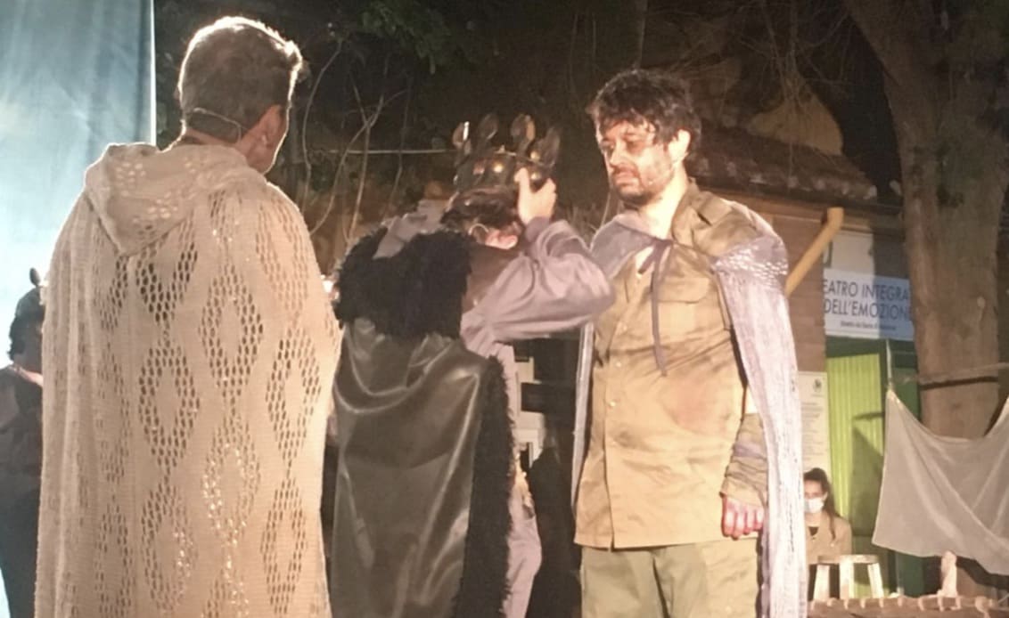Serata magica alla prima dell'Odissea del Teatro Patologico 13