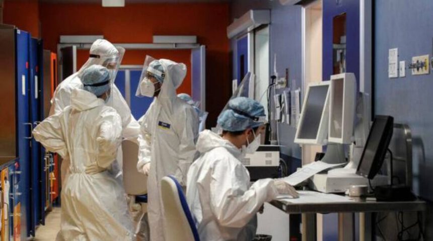 Omicron 2 è già in 9 Regioni. Le differenze con Omicron: "Più contagiosa" 2 Omicron 2 è già in 9 Regioni. Le differenze con Omicron: "Più contagiosa" 1