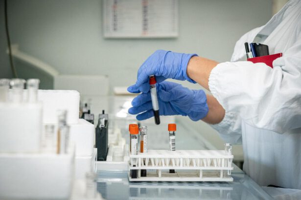 Omicron o raffreddore? Come capirlo anche senza tampone: i sintomi 10