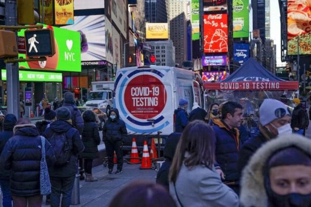 Omicron piega l'America: più di 500mila casi al giorno e 123 mila ricoveri 5