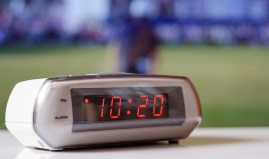 Ora solare, nel weekend lancette indietro di 60 minuti 2 Ora solare, nel weekend lancette indietro di 60 minuti 1